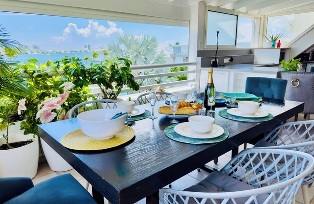 Spacious Waterfront 2-Bedroom Condo w/2 Bathrooms, Pool, AC