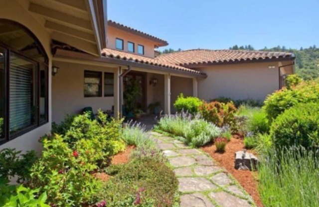 Spanish Villa With Pool, Nature, Views! Luxury plus nature.