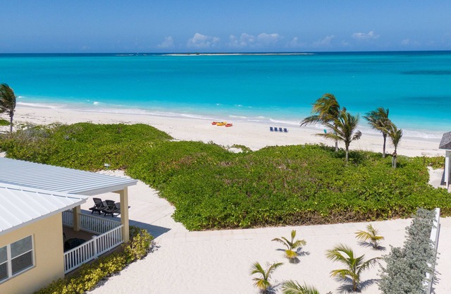SPECTACULAR BEACHFRONT VILLA DIRECTLY ON AMAZING WHITE SANDY BEACH