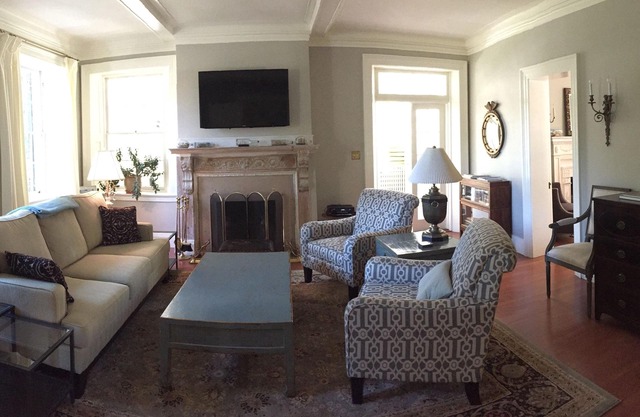 Spectacular Home in Downtown Saint Andrews - 4 night min