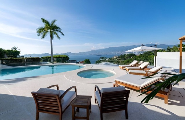 Spectacular Bay-View Home on Two Levels, with Full Service plus Private Chef