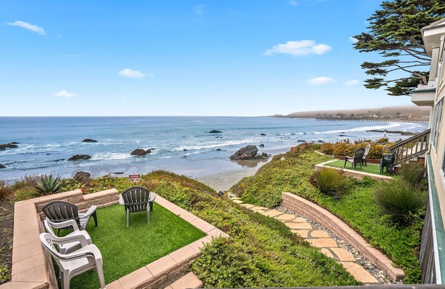 Spectacular Oceanfront Cayucos Duplex with Stunning Ocean Views!