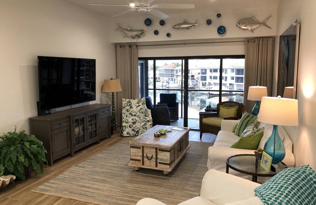 Spectacular Waterfront 3BR/2BA Condo Newly Remodeled