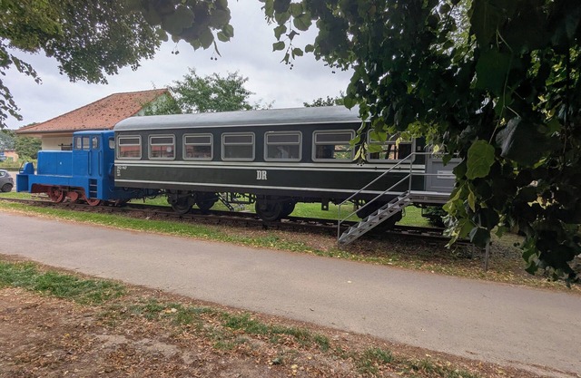 Spend the night in a railroad carriage - nostalgia & comfort in Thuringia