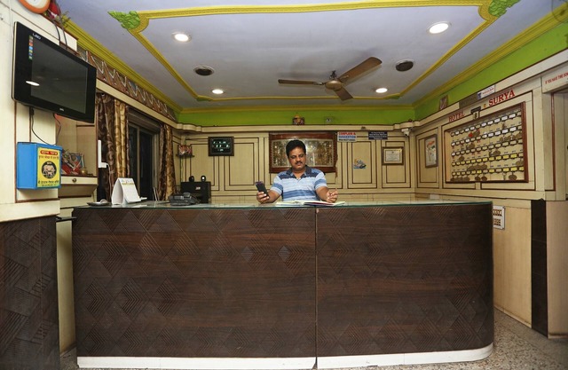 SPOT ON 40303 Hotel Surya