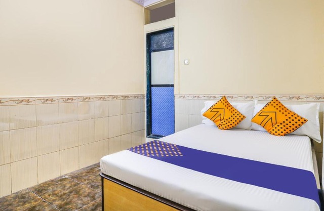 SPOT ON 66527 Pallavi Lodge