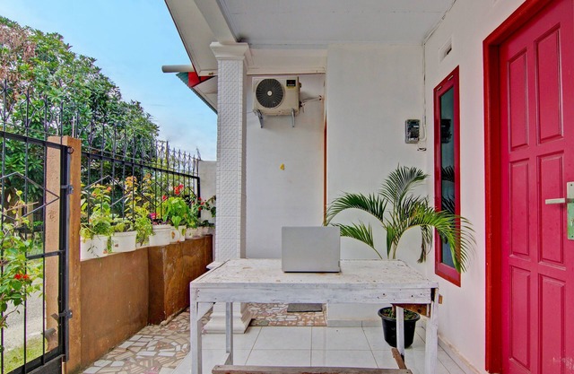 SPOT ON 91950 Guest House TekNong Syariah