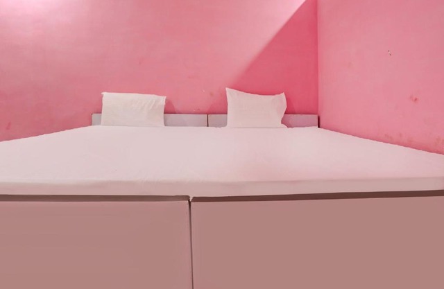 SPOT ON Hotel Yours Choice