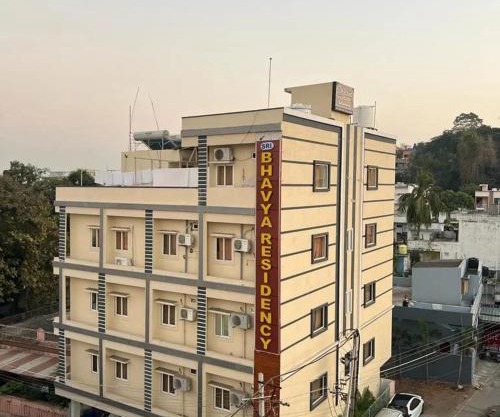 SRI BHAVYARESIDENCY