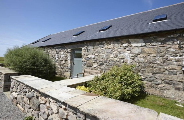 Stables 2 - a llyn peninsula that sleeps 2 guests in 1 bedroom