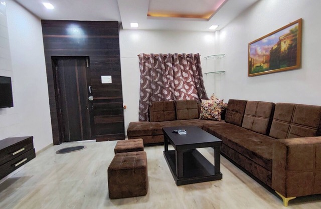 Staeg Villa in center of the city 2bhk