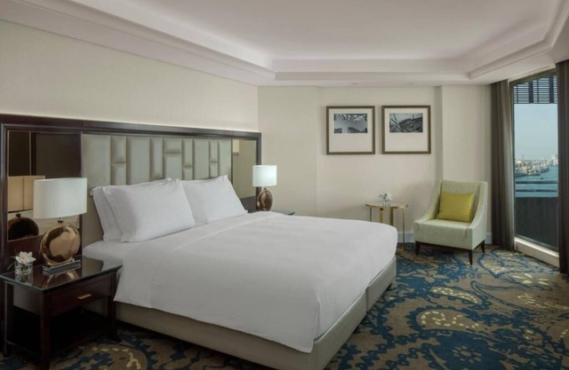 Standard Room Near China Club By Luxury Bookings