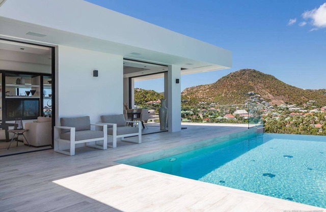 Star (2/3 Rooms) Luxury villa