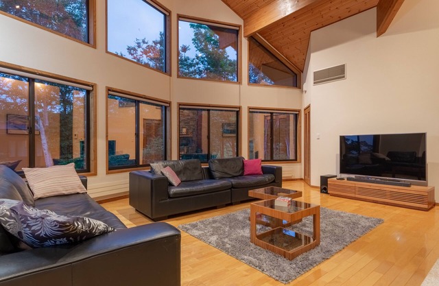 Starchase by H2 Life