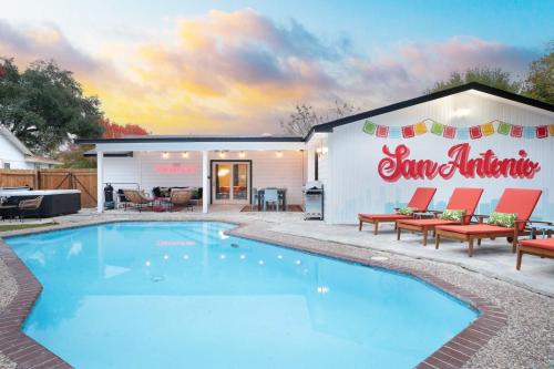 Starcrest 4 Br Haven Pool Hot Tub Putt Putt Arcade