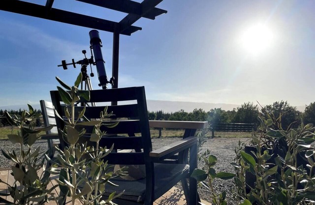 Stargazer Cabin luxe studio nr Clyde inc breakfast