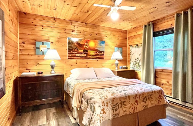 Stargazers Cove Cottages: OTTER COTTAGE