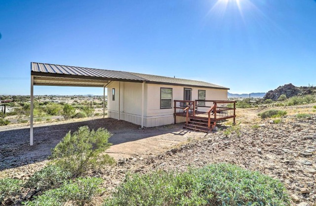 Stargazing Haven Remote Escape with Views!