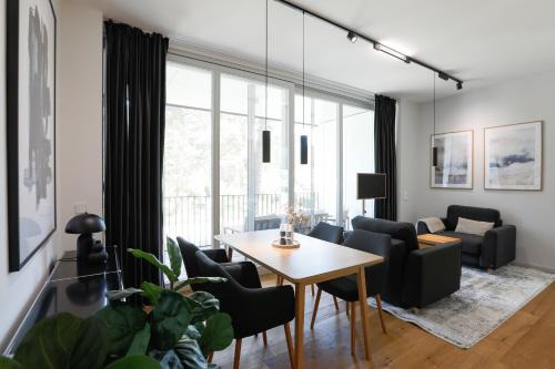 Stay Cozy - Apartment am See mit Pool und Sauna