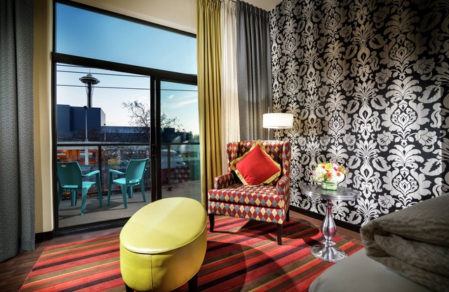 Staypineapple, The Maxwell Hotel, Seattle Center Seattle