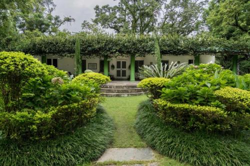 StayVista at 3BR Normandy House