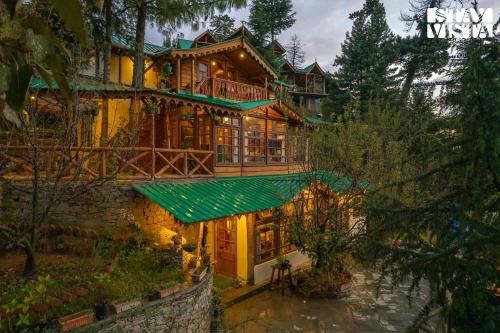 StayVista at Rosemary Cottage 2BR Villa in Manali with Lawn