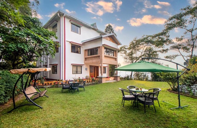 StayVista's Arya Treetops And Tea Trails - Mountain-View Villa Amidst Tea Plantation with Telescope & Gazebo