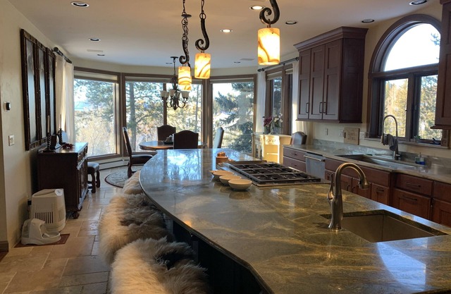 Steamboat Retreat, Luxury Living for Large Groups