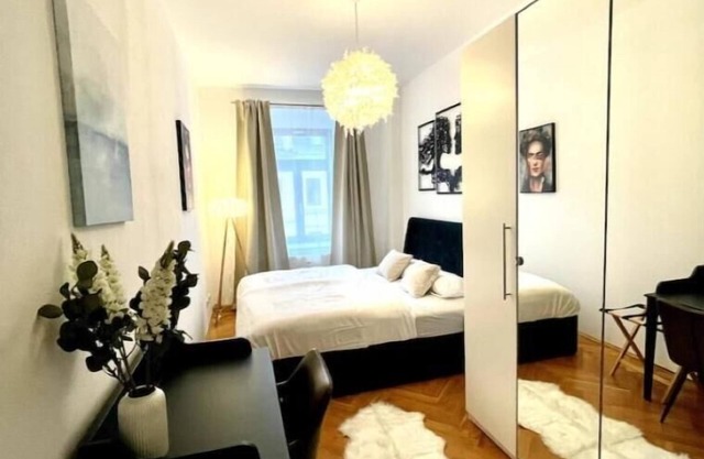 Stilvoller Altbau in Zentraler Lage