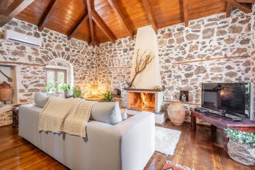 Stirida Stone House