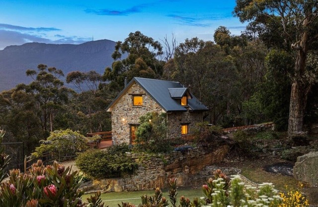 Stone Cottage in West Hobart
