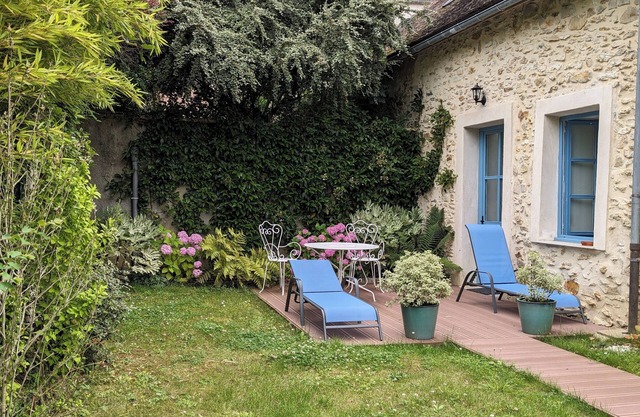 Stone studio in the grounds of "La Closerie" guest house