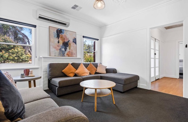 Strathdale Stay - Cozy & Pet Friendly