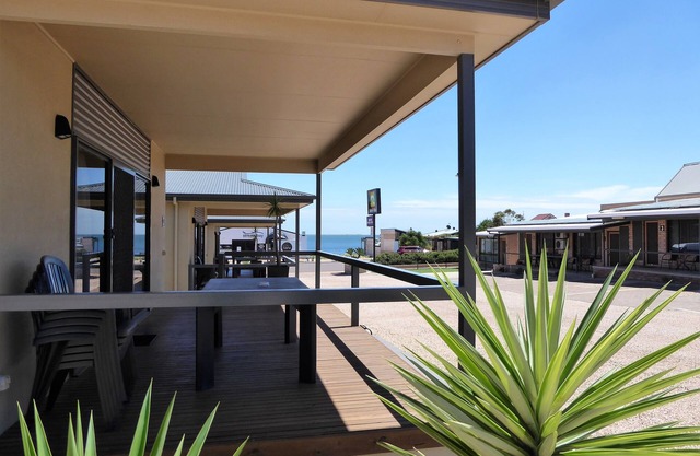 Streaky Bay Motel and Villas