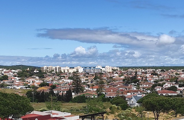 Studio '100m from the Beach' with Shared Pool, Private Terrace and Wi-Fi