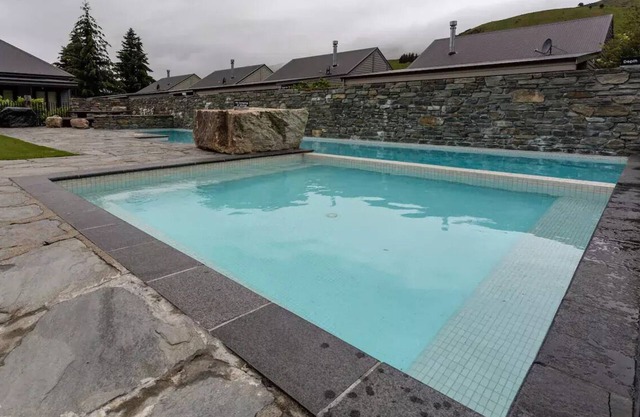 Studio 25 - 1 Bedroom place with Pool