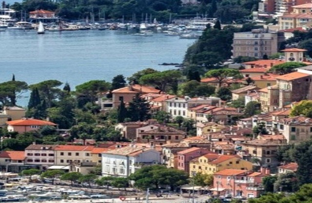 Studio Apartment Sisi