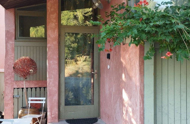 Studio Dans un Village Médiéval de la Drôme Provençale