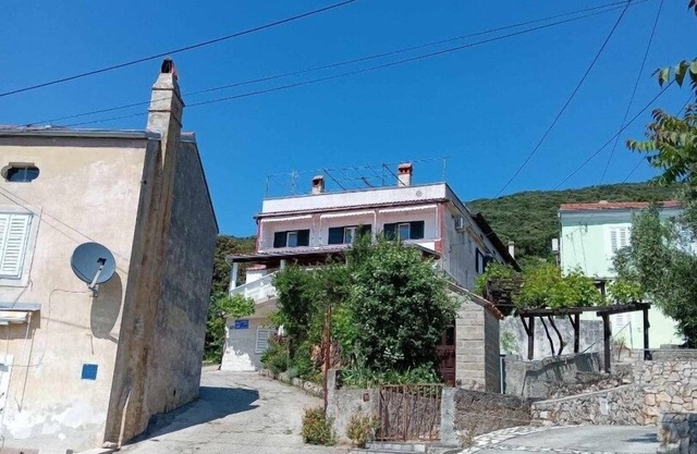 Studio flat near beach Martinšćica, Cres (AS-23980-a)