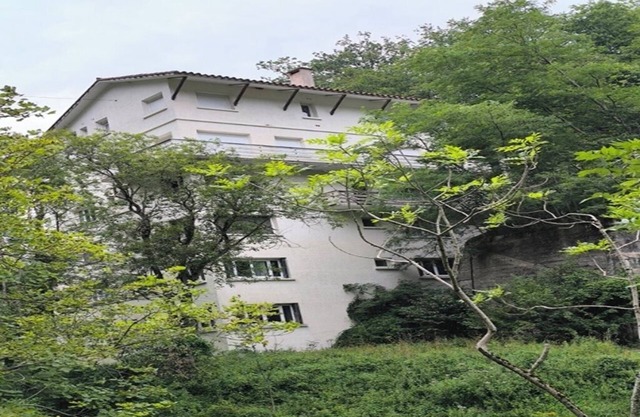 Studio perched in the flora of the High Vallespir