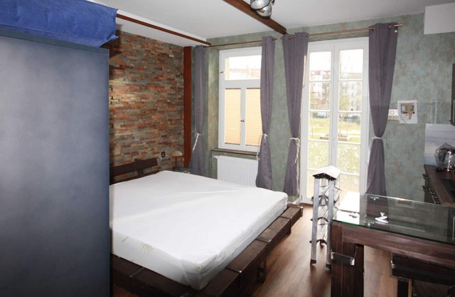 Studio Metal South - Romantik Apartments in Leipzig, *2km to the city center*