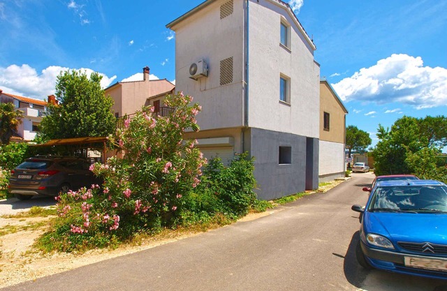 Studio mit Klimaanlage und Terrasse