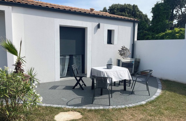 Studio near La Rochelle