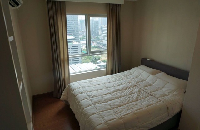 Stunning 1 BR Apartment in Bangkok