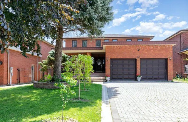 Stunning 2BR Lower Level Unitnn