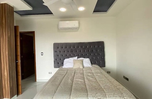 Stunning 3 Bedroom Pacifika Condo With Outdoor Pool