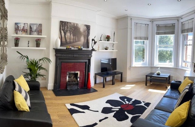 STUNNING 3 BEDROOMS 2 BATH BALCONY APARTMENT MAIDA VALE PADDINGTON W9 W2 NW8