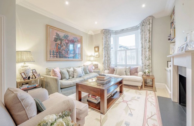 Stunning 4 bedroom family home in Battersea