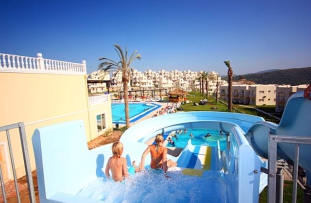 Stunning 4 Bedroom Private Villa - With Pool