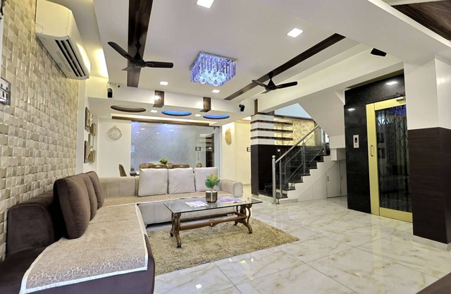 Stunning 4 Bedroom Villa for large groups